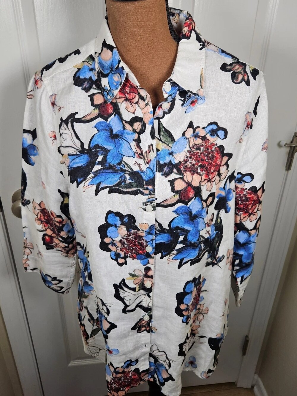 Faith & Zoe Linen Button-Down Shirt Floral Print Women's Size Medium Boho